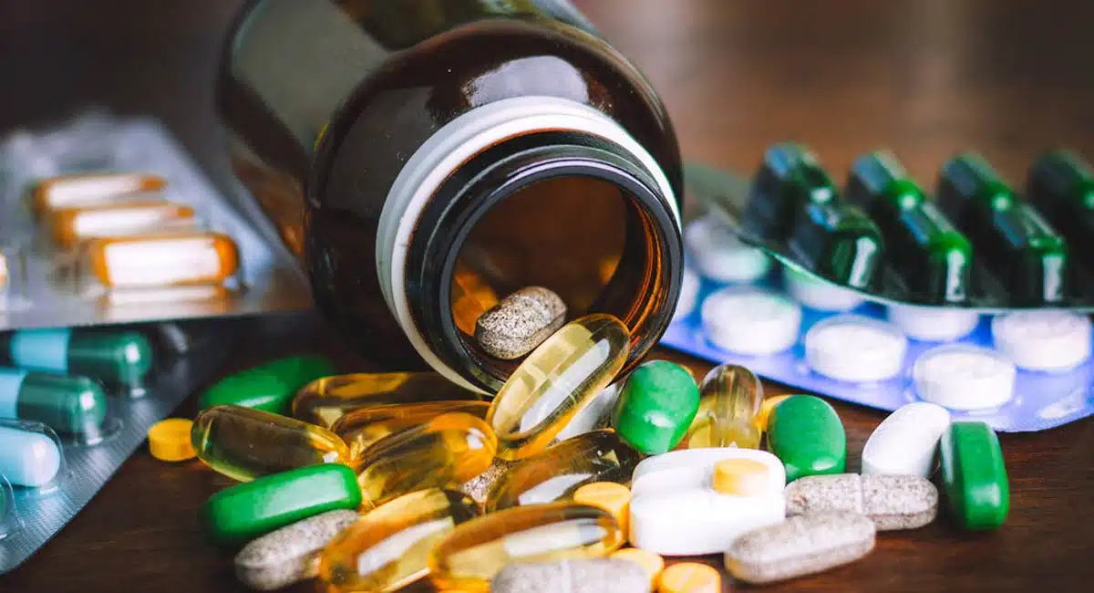 Medicine : మరికొన్ని రోజుల్లో ఘననియంగా పెరగనున్న మందులు ధరలు...సామాన్యులకు మరింత కష్టాలు...!
