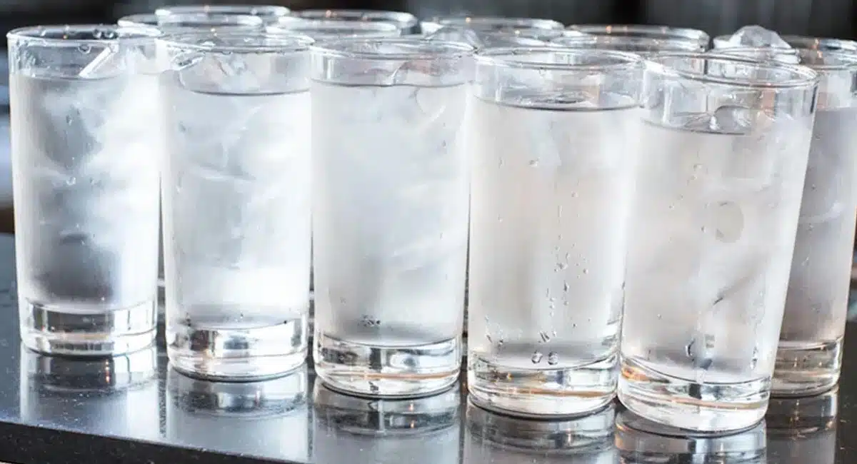 Fridge Water : వామ్మో... ఈ వేసవిలో చల్లగా ఉన్నాయని తెగ తాగుతున్నారా.? అయితే ఇక అంతే సంగతులు...!