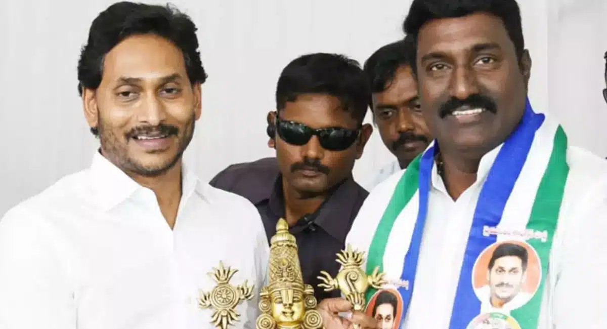 Pothina Mahesh : పోతిన మ‌హేష్‌కి జ‌గ‌న్ ఈ ఆఫ‌ర్ ఇవ్వ‌డంతోనే జ‌న‌సేన నుండి వైసీపీకి జంప్ అయ్యాడా..!