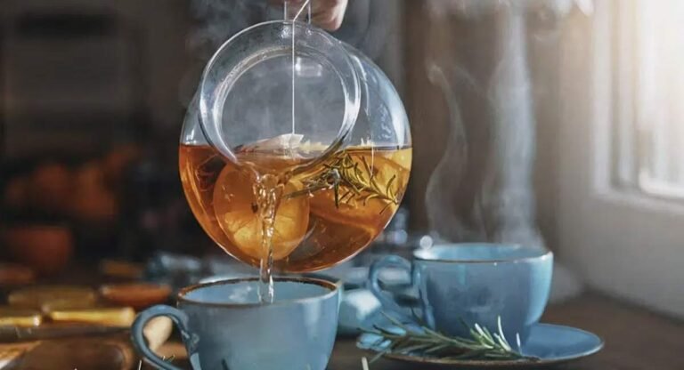 Tea : డయాబెటిక్ తో బాధపడుతున్నారా.. ఈ టీలు తాగండి చాలు..!