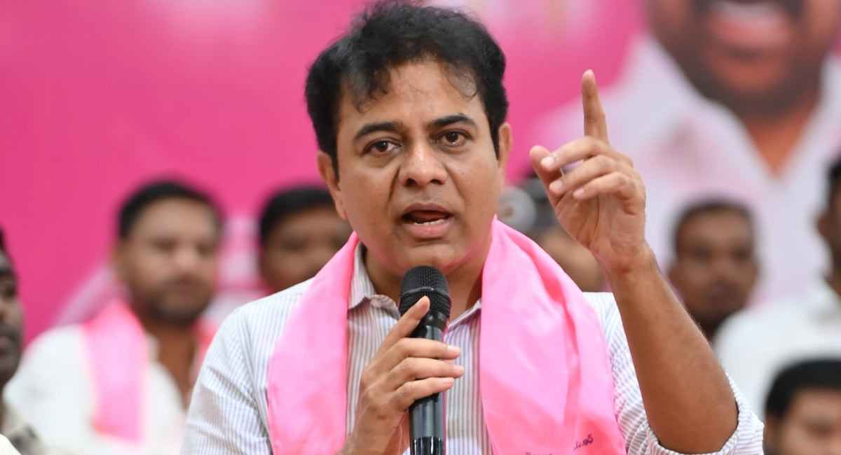 KTR : రాజముద్రలో అమరవీరులు ఉండొద్దా కేటీఆర్..!