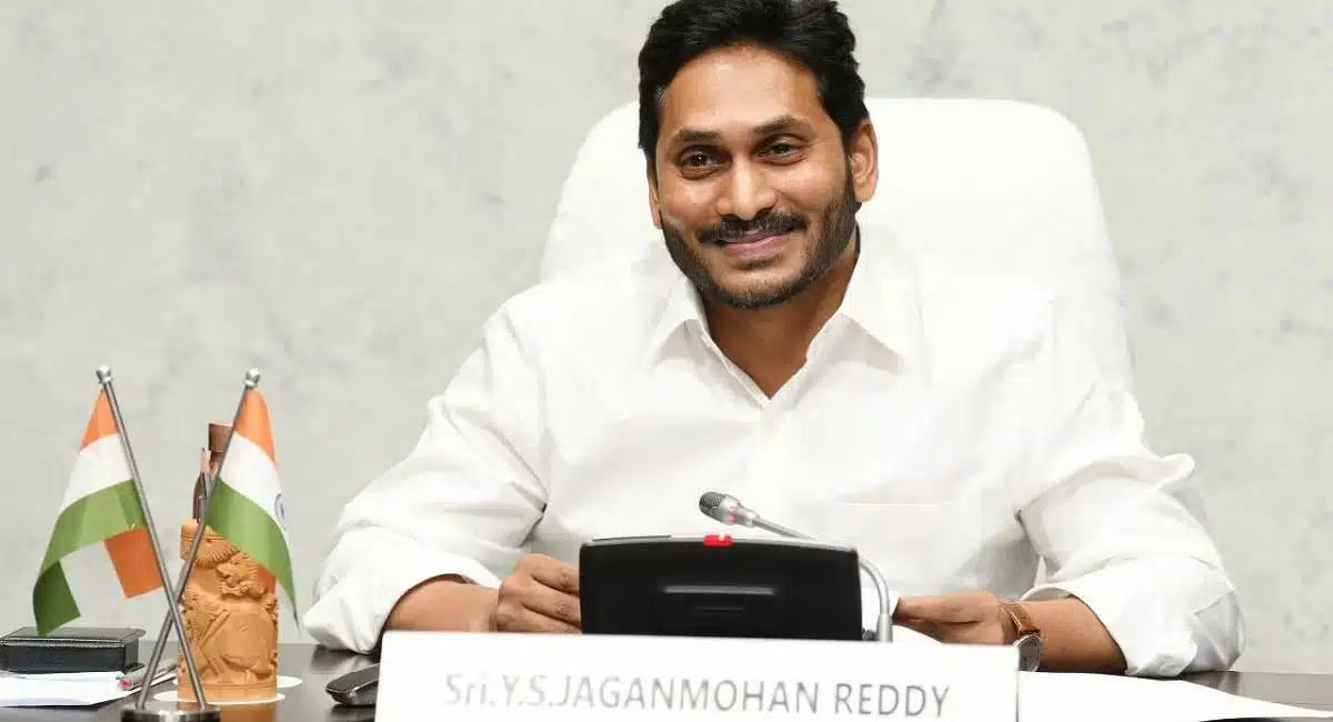 Ap Politics : ఇన్ని వ్యతిరేకతల మధ్య వైసీపీ విజయం సాధ్యమేనా... సాధ్యమైతే.. ?