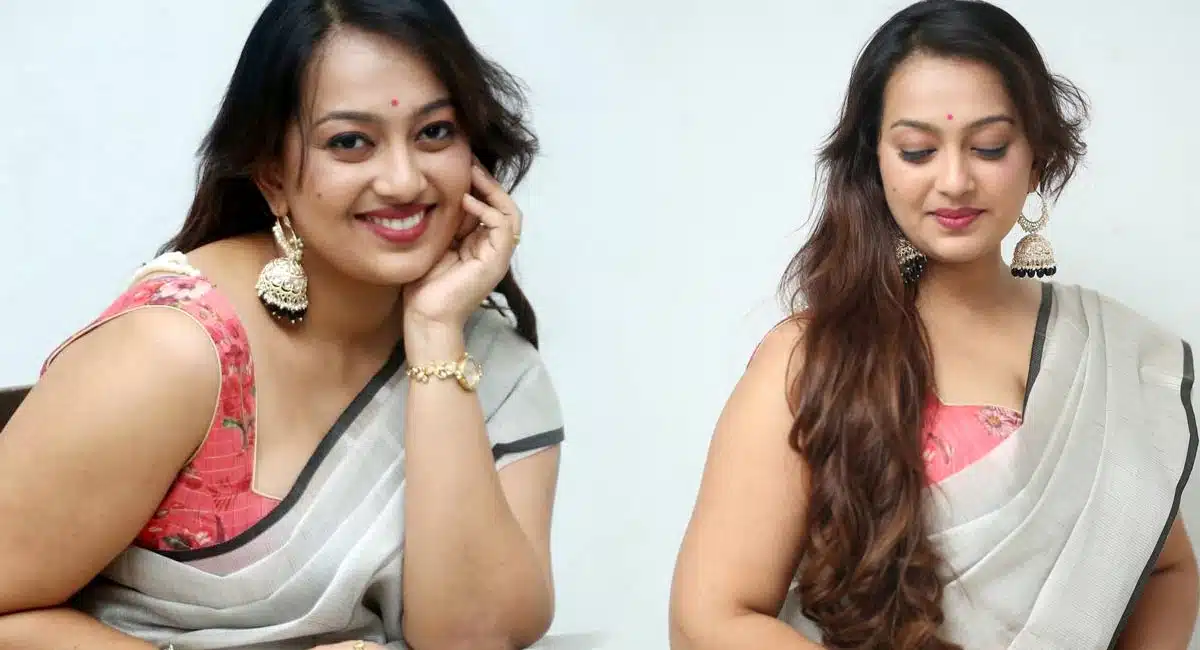 Ester Noronha : ఒంట‌రిగా ఉండలేక‌పోతున్నా.. మ‌న‌సులో కోరిక బ‌య‌ట‌పెట్టిన నోయ‌ల్ భార్య‌..!