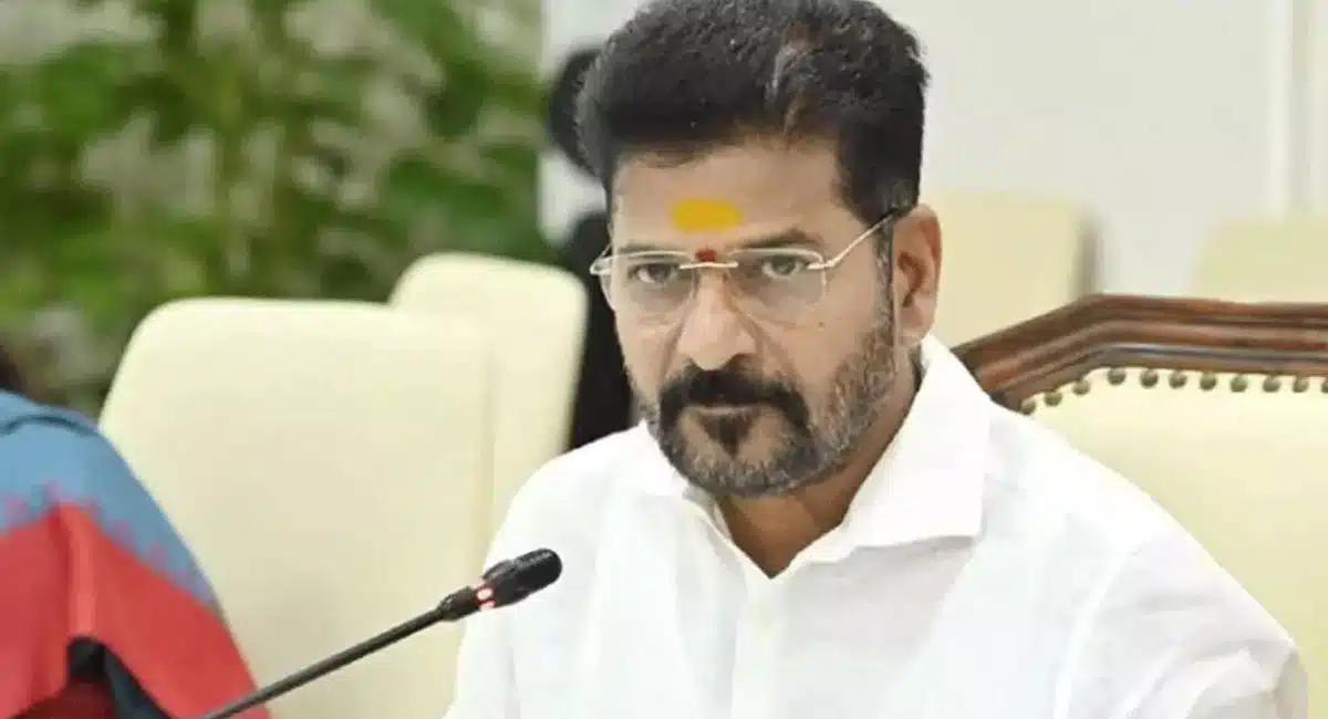 Revanth Reddy : కేసీఆర్ హయాంలో సైలెంట్.. రేవంత్ సర్కార్ హయాంలో ఎందుకీ వివక్ష..!