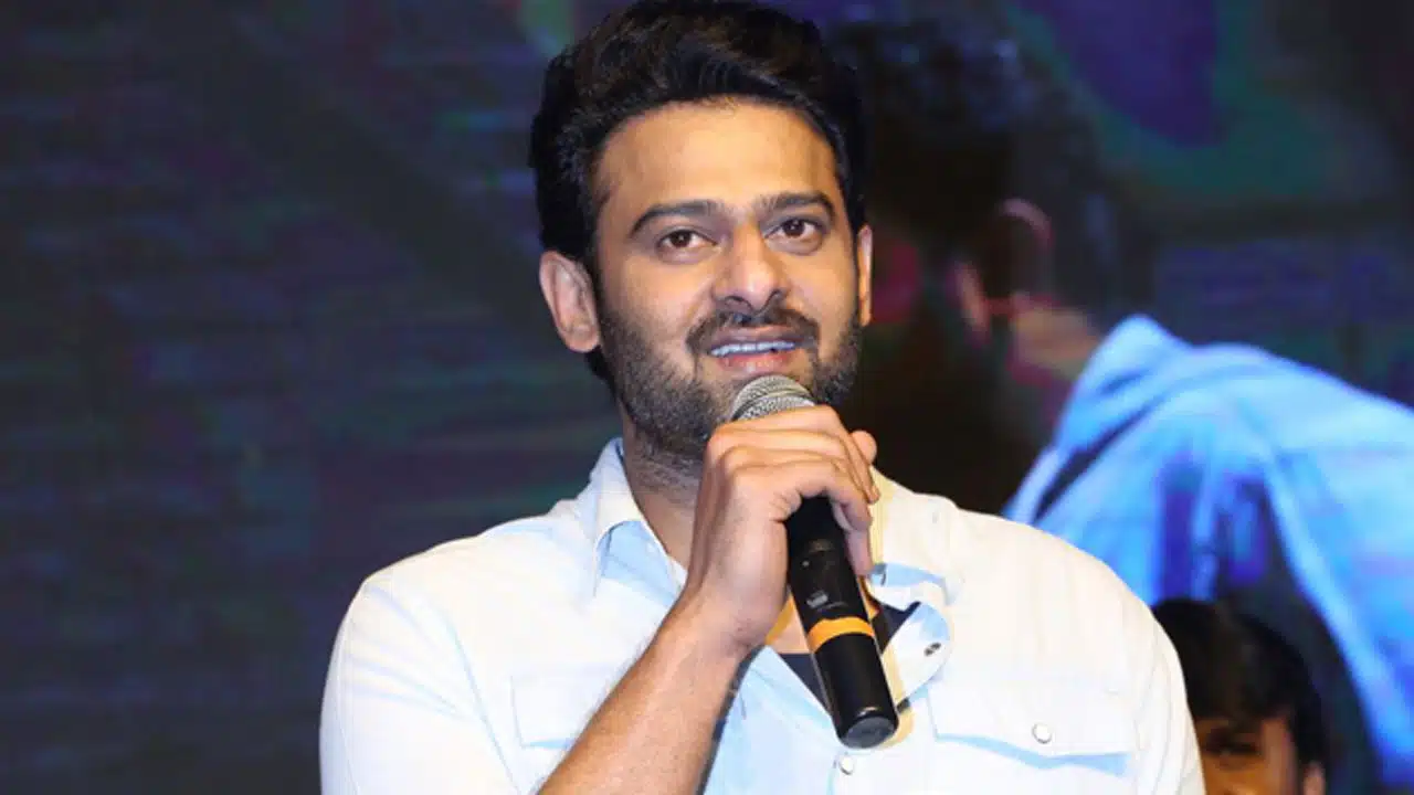 Prabhas : పెళ్లి ప‌క్క‌న పెట్టి వ‌రుస సినిమాలు చేస్తున్న ప్ర‌భాస్.. అస‌లు ఎలా మేనేజ్ చేస్తున్నాడు..!
