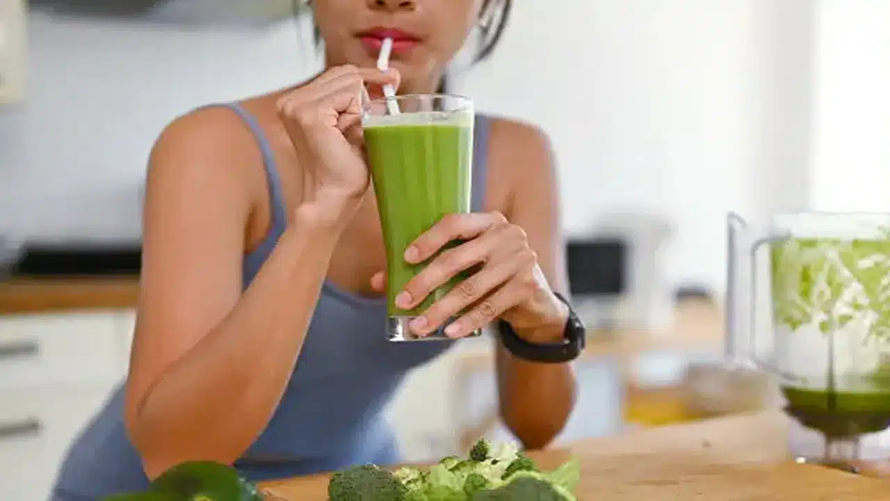 Coriander Juice : ఖాళీ కడుపుతో ఈ జ్యూస్ ను తీసుకోండి... చెడు కొలెస్ట్రాల్ కు చేక్ పెట్టండి...!