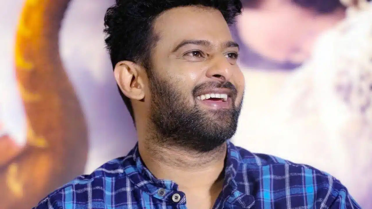 Prabhas : ప్రభాస్ సినిమాకు పిచ్చెక్కించే టైటిల్.. స్వాతంత్రం ముందు కథతో.. మరో బ్లాక్ బస్టర్ పక్కా అంతే..!