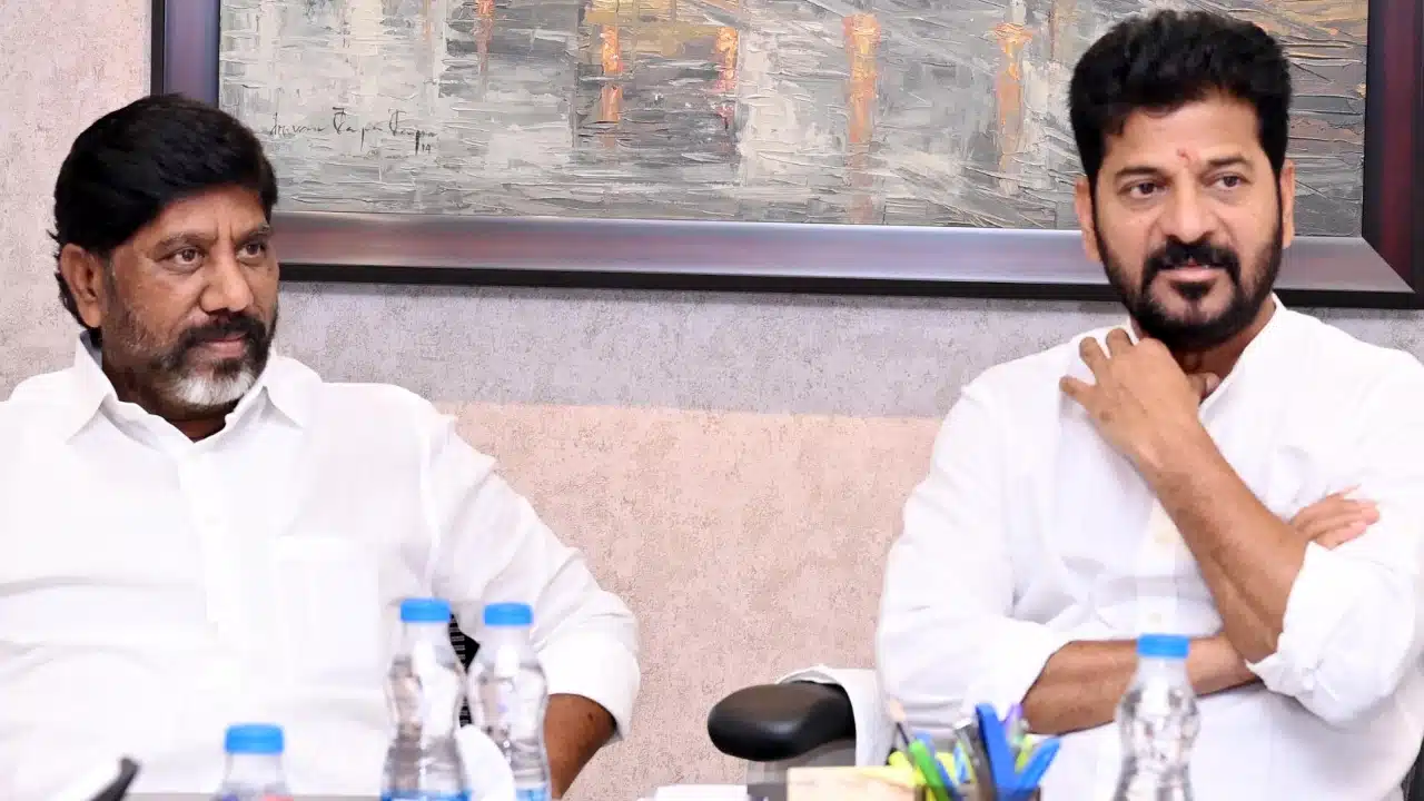 Revanth Reddy : విద్యా వ్యవస్థలో సరికొత్త విధానం.. ప్లే స్కూల్, సెమీ రెసిడెన్షియల్ మార్చే ఆలోచనలో రేవంత్ ప్రభుత్వం