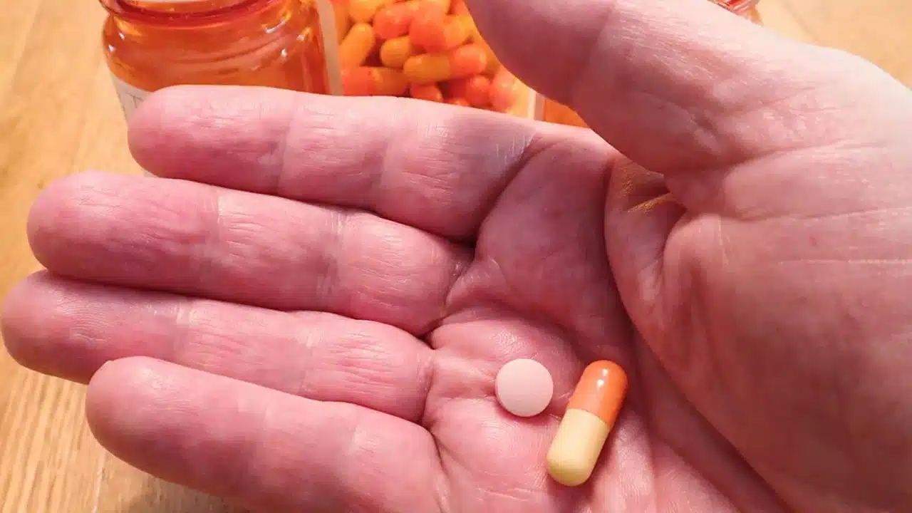 BP Tablets : బీపీ టాబ్లెట్స్ వాడేవారు తెలుసుకోవాల్సిన ముఖ్య విషయాలు ఇవే...!