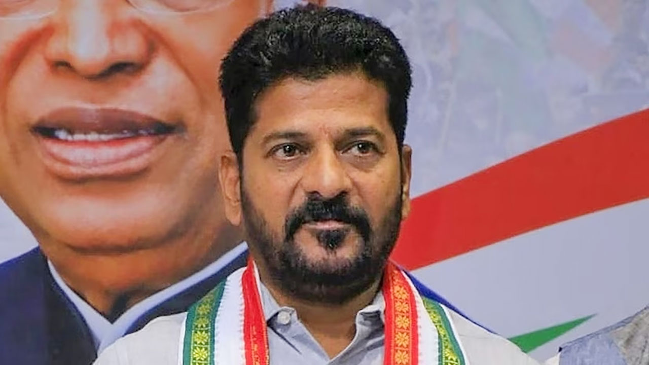 CM Revanth Reddy : రేవంత్ రెడ్డికి ఆ ఇద్ద‌రి అక్క‌ల‌తో పంచాయ‌తీ ఏంది..అస‌లు క‌థ ఇదా?