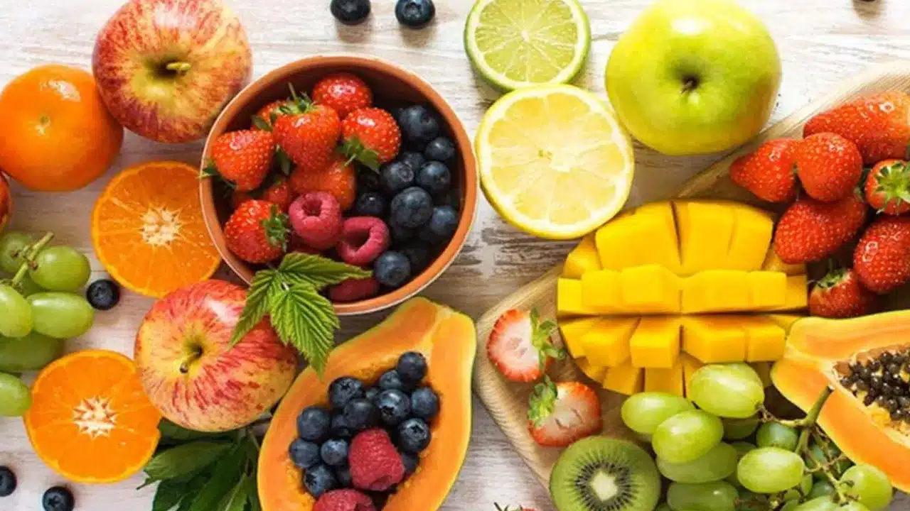 Fruits : పొట్ట కొవ్వును తొందరగా తగ్గించే ఫ్రూట్స్... వీటితో నవ యవ్వనం మీ సొంతం...!