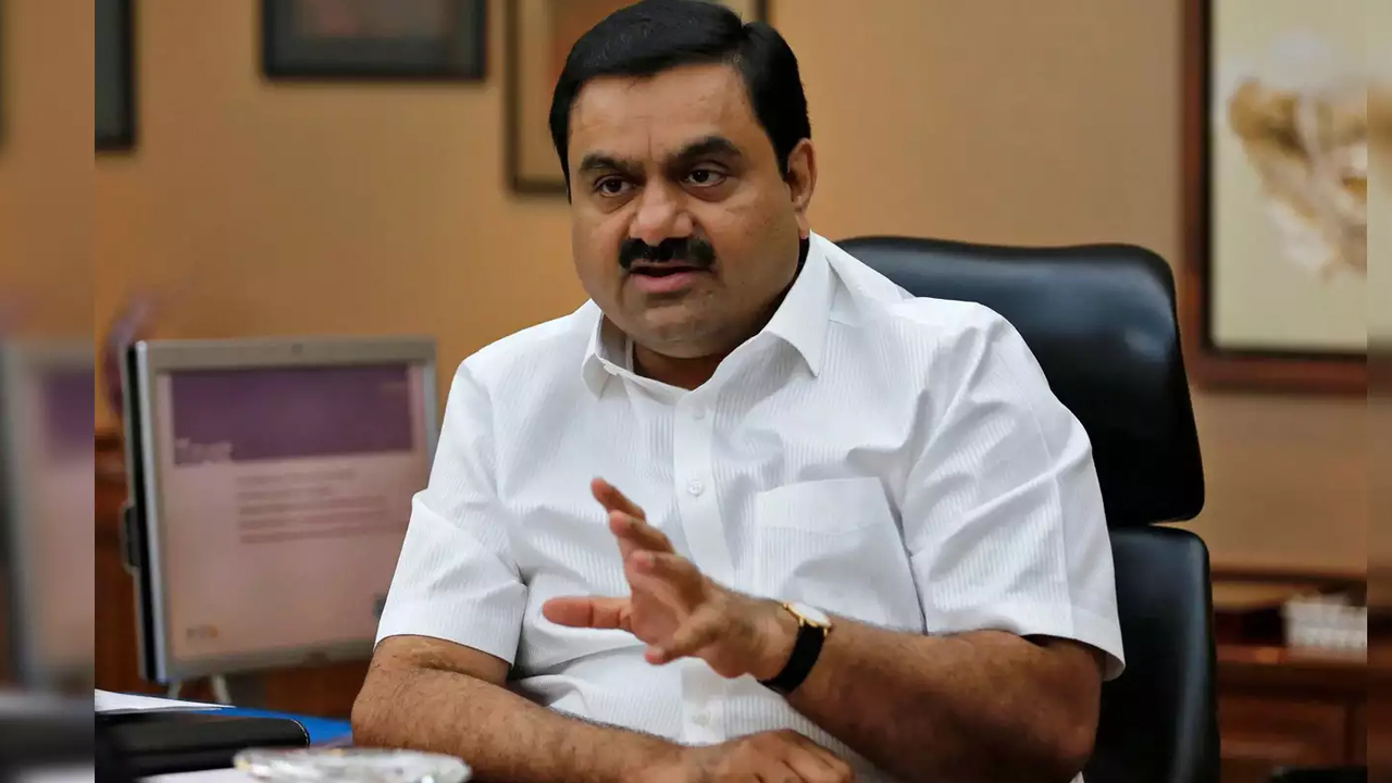 Gautam Adani : సంప‌ద‌లో అంబానీని వెన‌క్కి నెట్టిన అదానీ.. హురున్ ఇండియా రిచ్ లిస్ట్‌లో గౌతమ్ అదానీ అండ్ ఫ్యామిలీ టాప్ పొజిష‌న్‌