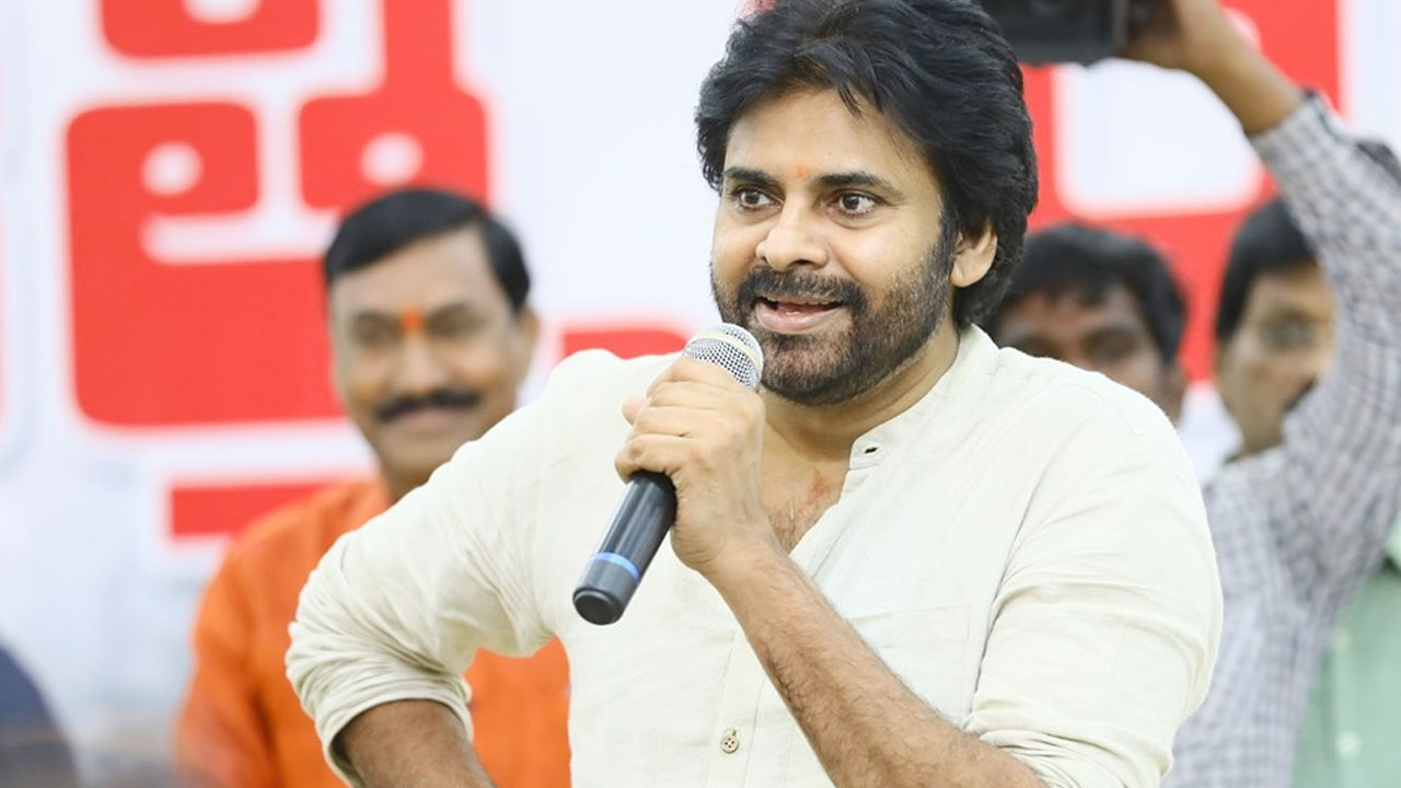 Pawan Kalyan : వైసీపీ త‌గ్గ‌డం టీడీపీ క‌న్నా జ‌న‌సేన‌కే ఎక్కువ హుషారు తెప్పిస్తుందా ?