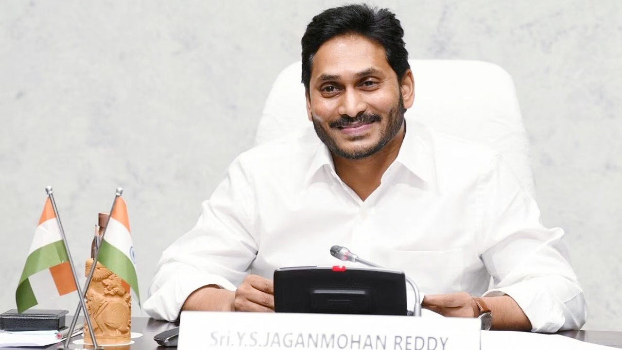 Ys Jagan : జ‌గ‌న్‌కి స‌పోర్ట్‌గా ఎవ‌రు ఉన్నారు.. వెన్నుపోటు పొడిచేదెవ‌రు ?