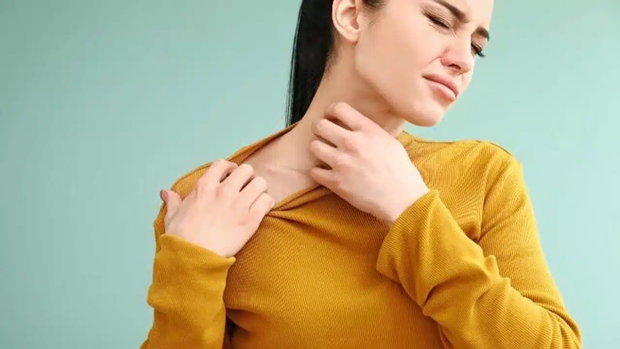 Skin : చర్మ సమస్యలతో ఇబ్బంది పడుతున్నారా... ఈ టిప్స్ పాటించండి...!