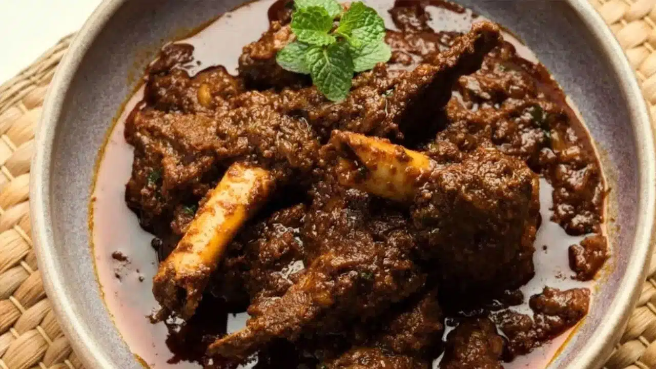 Mutton Curry : నోరూరించే బ్లాక్ మటన్ కర్రీ ఎలా చెయ్యాలో తెలుసా...!