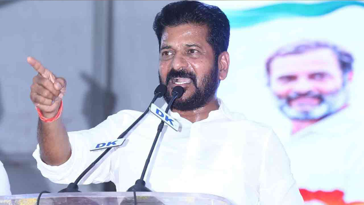 Revanth Reddy : కేసీఆర్ లక్కీ నంబర్ నా దగ్గర ఉంది.. నన్నేం చేయలేరన్న రేవంత్ రెడ్డి..!