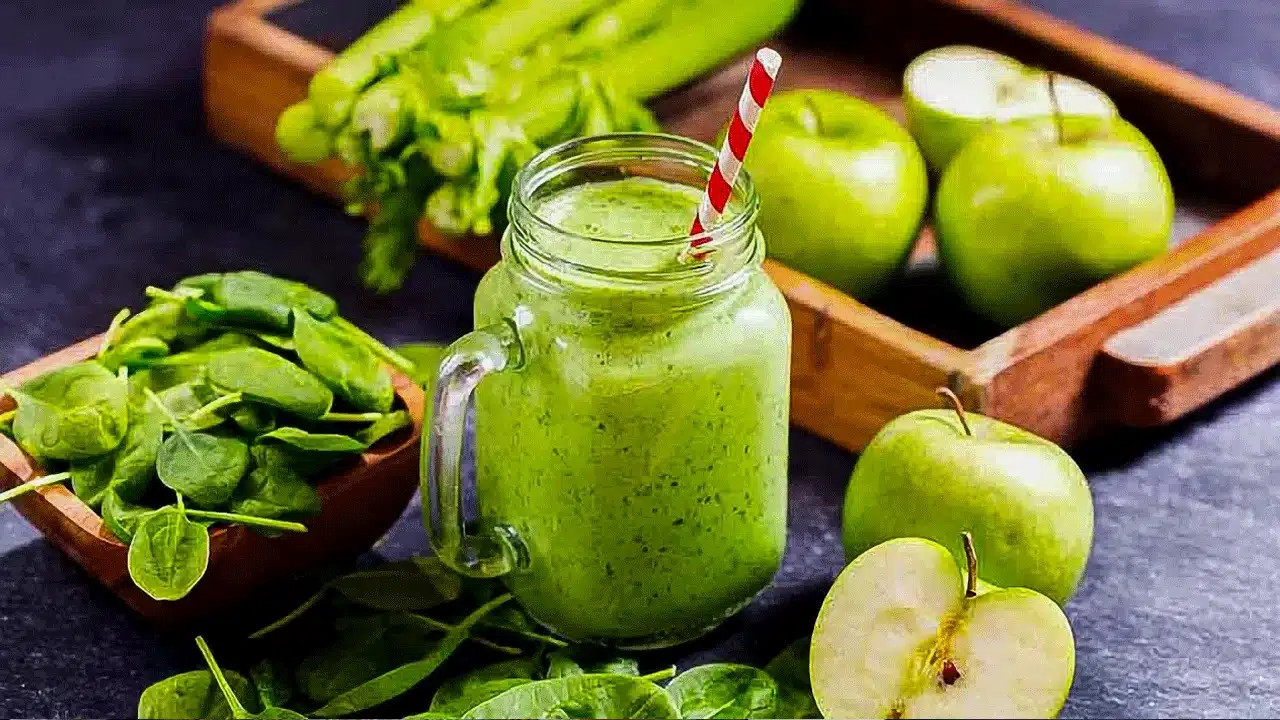 Spinach Juice : అందం, ఆరోగ్యం మీ సొంతం కావాలంటే... పాలకూర రసాన్ని తీసుకోండి...!