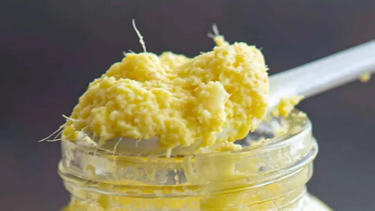 Ginger Garlic Paste : భారీ మొత్తంలో బయటపడ్డ కల్తీ అల్లం వెల్లుల్లి పేస్ట్... ఎక్కడో తెలుసా...!