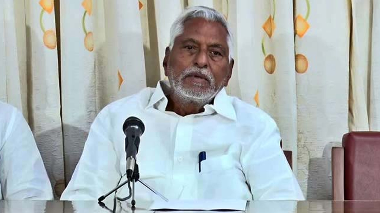 MLC Jeevan Reddy : ఎమ్మెల్సీ జీవన్‌రెడ్డి సహాయకుడు గంగారెడ్డి దారుణ‌ హత్య