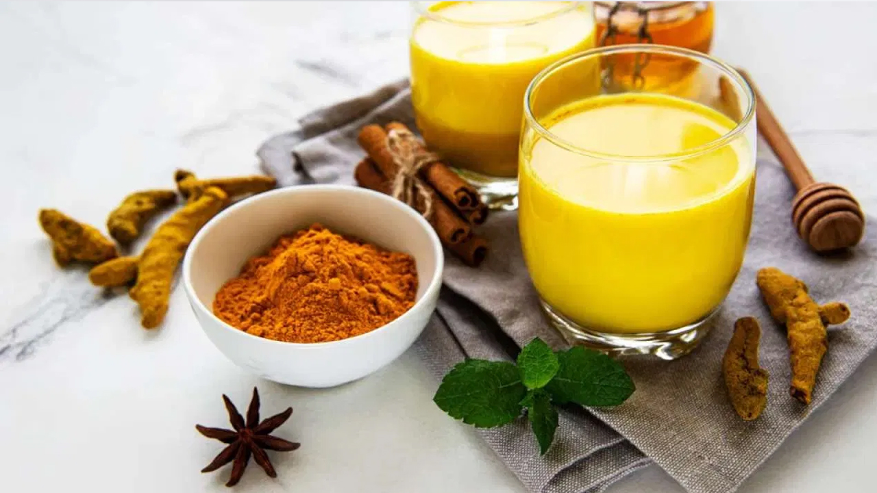 Turmeric Milk : ఈ సమస్యలతో ఇబ్బంది పడే వారు పసుపు పాలను పొరపాటున కూడా తాగకండి…??