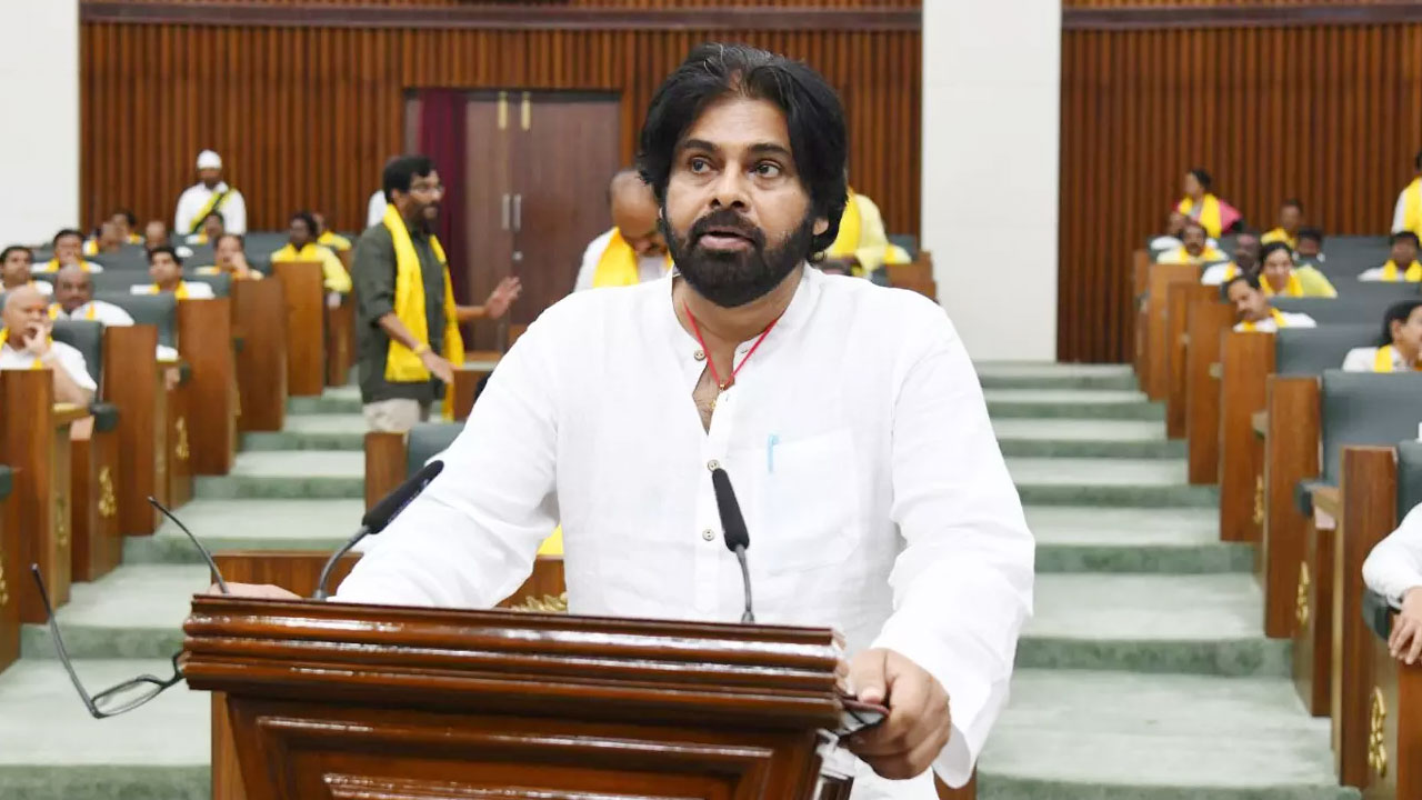 Pawan Kalyan : కొత్త బిల్లు ప్ర‌వేశ‌పెట్టాలంటూ ప‌వ‌న్ క‌ళ్యాణ్ పిలుపు.. సోష‌ల్ మీడియాపై ఉక్కుపాదం మోపే ఆలోచ‌న‌