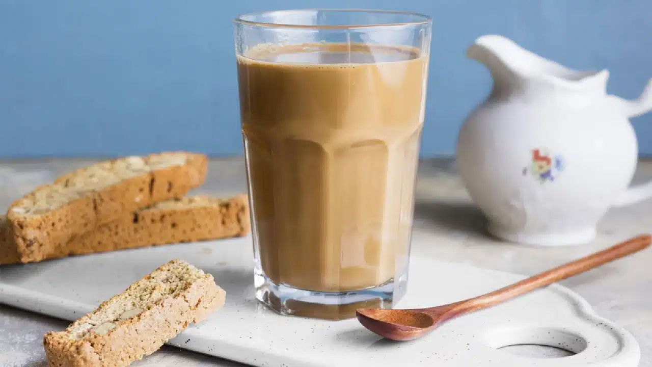 Tea : చిన్నపిల్లలు టీ తాగితే... ఎలాంటి సమస్యలు వస్తాయో తెలుసా...!