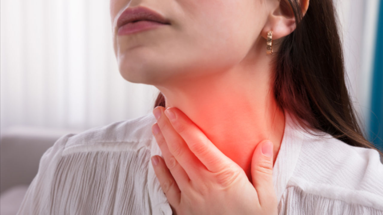 Throat Pain : గొంతు నొప్పి సమస్యను అస్సలు నిర్లక్ష్యం చేయకండి… ఇది కొన్ని రకాల ప్రాణాంతక వ్యాధులకు సంకేతం…??