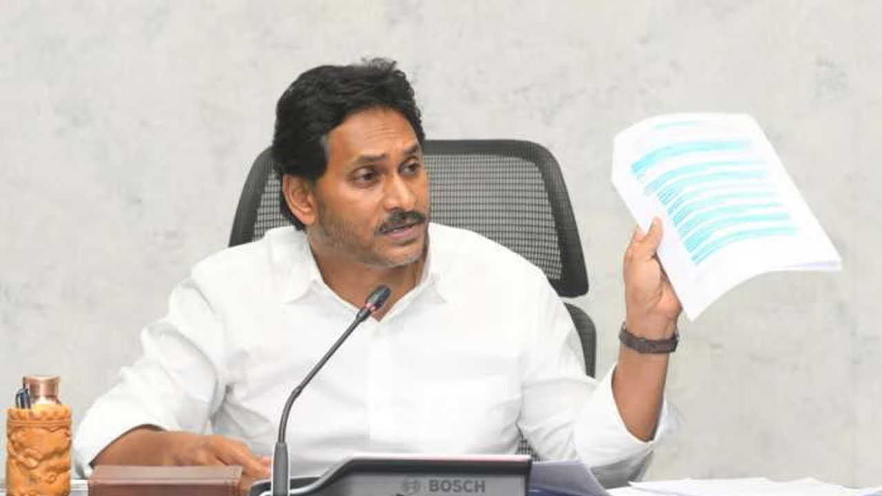 YS Jagan : పోలీసుల‌కు వైఎస్సార్‌సీపీ అధినేత వైఎస్ జ‌గ‌న్ హెచ్చ‌రిక