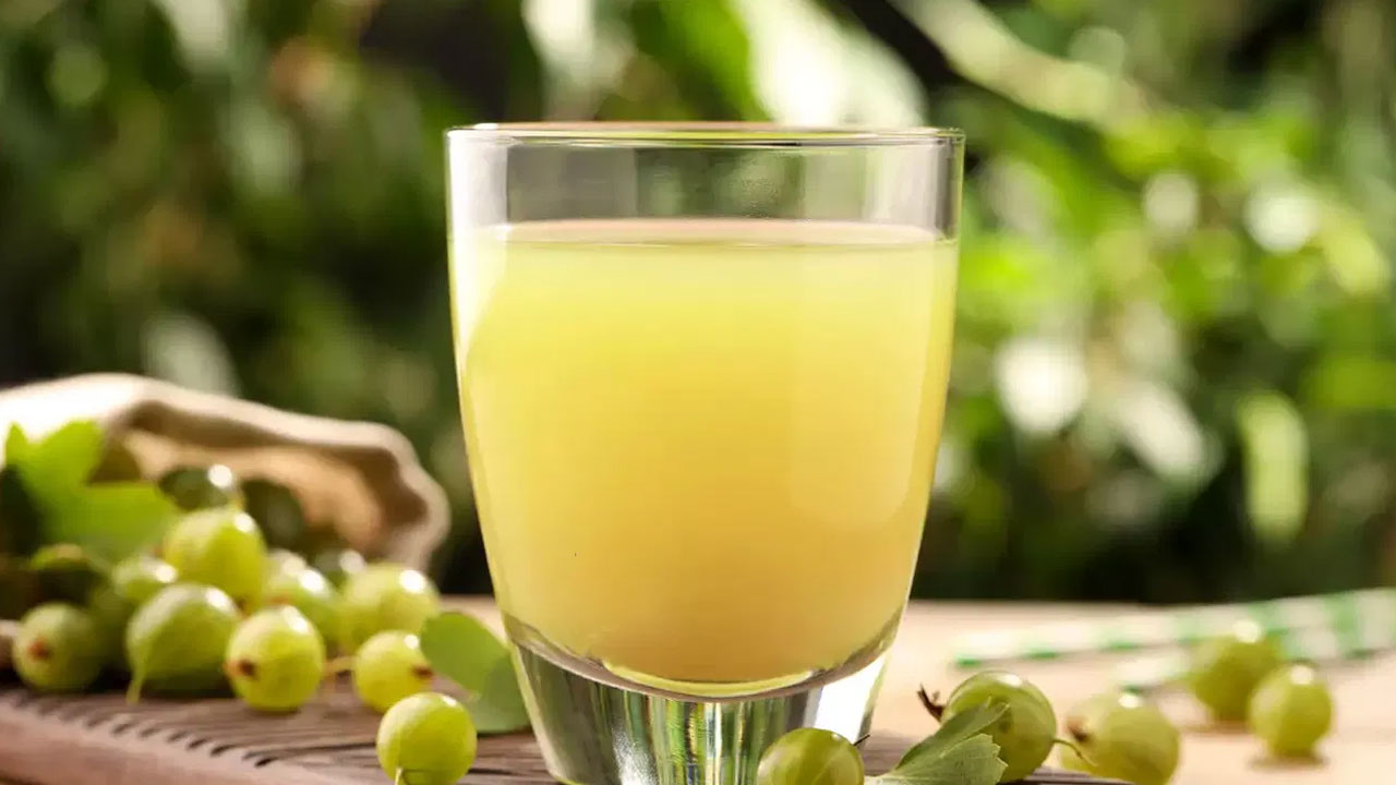 Amla Juice : పరిగడుపున ఉసిరికాయ రసం తాగితే…. పరాశనవుతారు…?