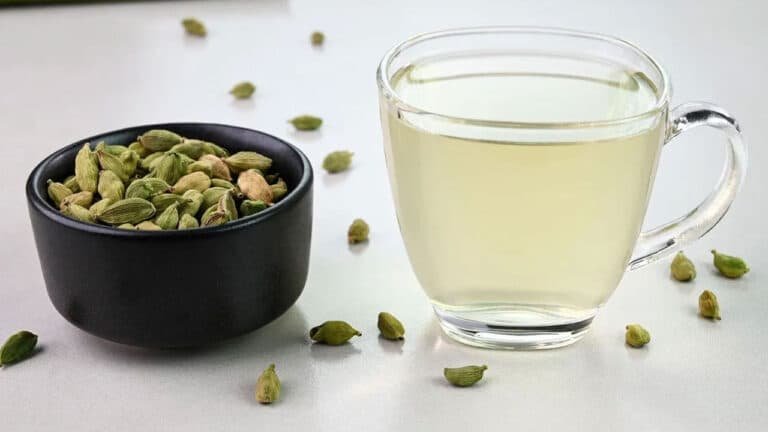 Cardamom : యాలకుల వాటర్ తో మీ అందాన్ని మరింత రెట్టింపు చేసుకోవచ్చు… ఎలాగో తెలుసా…!!