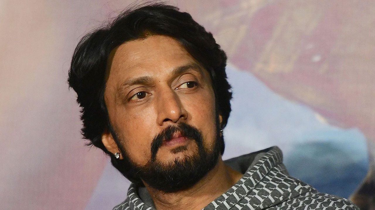 Kichcha Sudeep : మీడియాకు లెఫ్ట్ రైట్ ఇచ్చిన స్టార్ హీరో.. సోషల్ మీడియా మారుమోగిపోతుందిగా..!