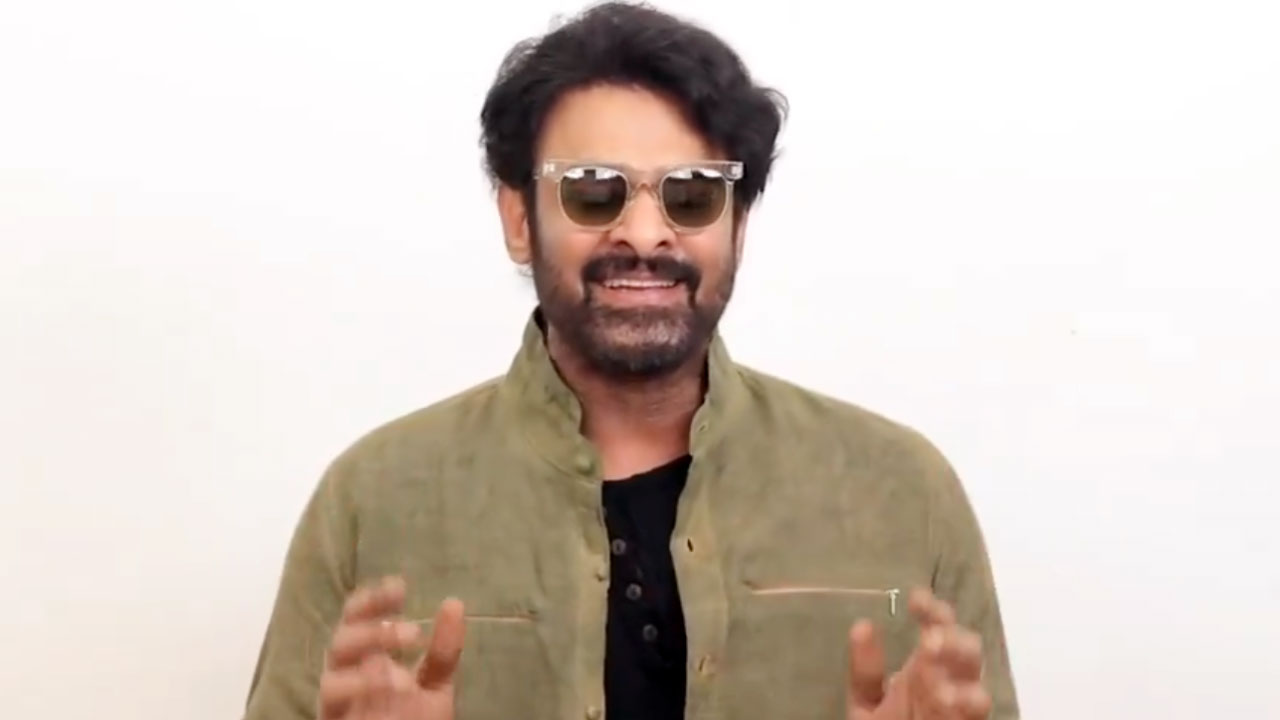 Prabhas : జపాన్ లో మాట్లాడి షాక్ ఇచ్చిన ప్రభాస్.. జపాన్ ఫ్యాన్స్ కి స్పెషల్ మెసేజ్ వీడియో..!