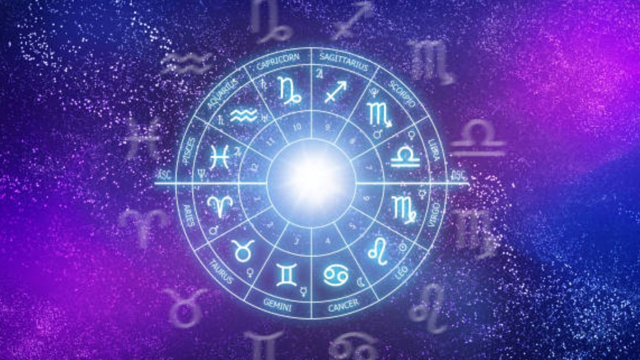 Zodiac Signs : ఈ రాశుల వారికి ఈనెల 14 నుంచి  రెండు రాజయోగాలు…  అయితే వీరికి అఖండ ధన యోగం…!