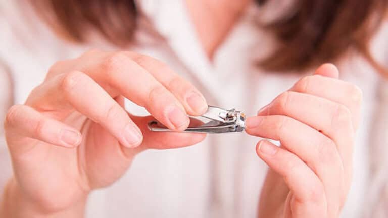 Nails : గోళ్లు మంగళవారం తీయొద్దని మనకు తెలుసు… కానీ తీస్తే ఏం జరుగుతుందో తెలుసా…?
