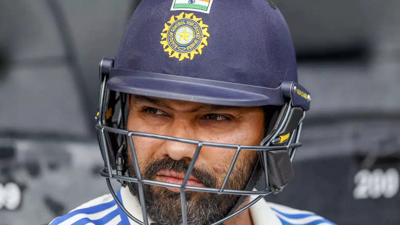 Rohit Sharma : నా మోకాలు బాగానే ఉంది.. ఎవ‌రు ఆందోళ‌న చెంద‌న‌క్క‌ర్లేదు: రోహిత్ శ‌ర్మ