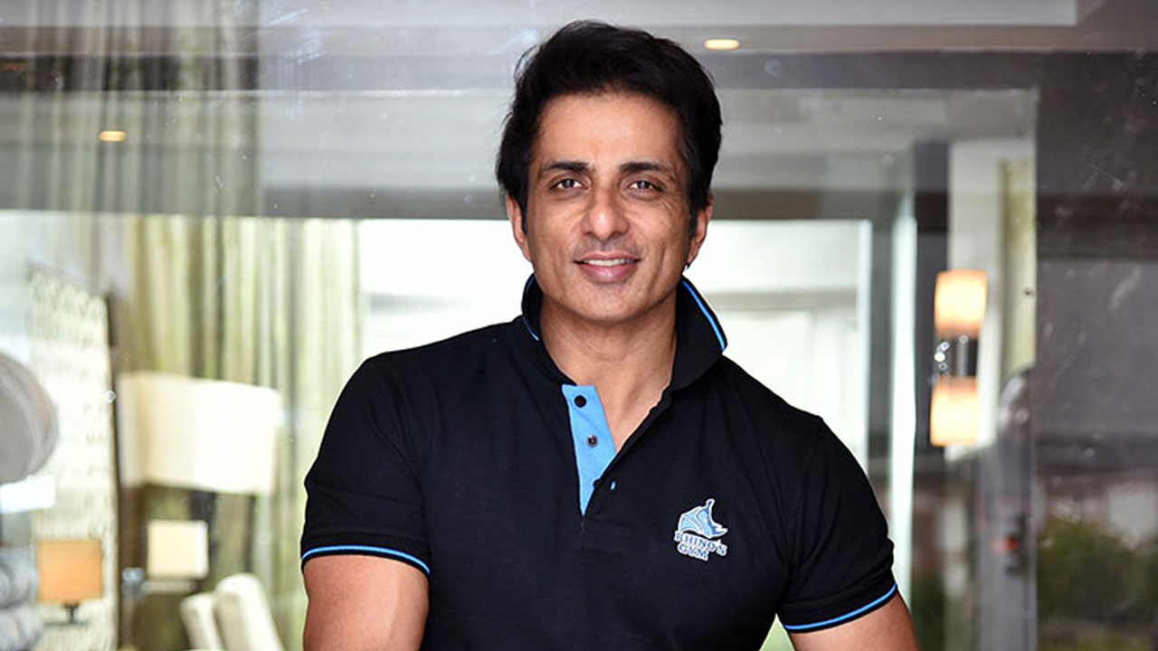 Sonu Sood : సీఎం, డిప్యూటీ సీఎం ఆఫర్లు కాదన్న సోనూ సూద్.. కారణాలు అవేనా లేక ఇంకేమైనా ఉన్నాయా..?