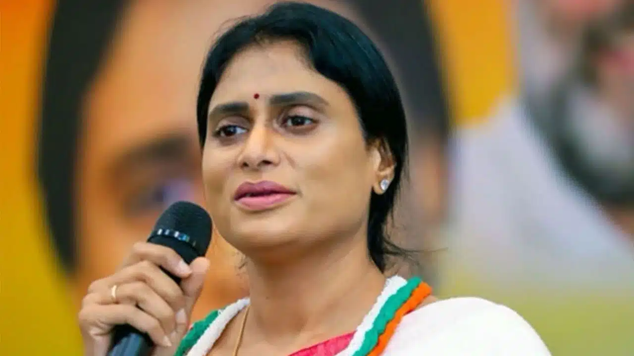 YS Sharmila : త‌గ్గిన ష‌ర్మిళ సంద‌డి... స‌డెన్‌గా ఈ మౌనం వెన‌క కార‌ణం ఏంటి?