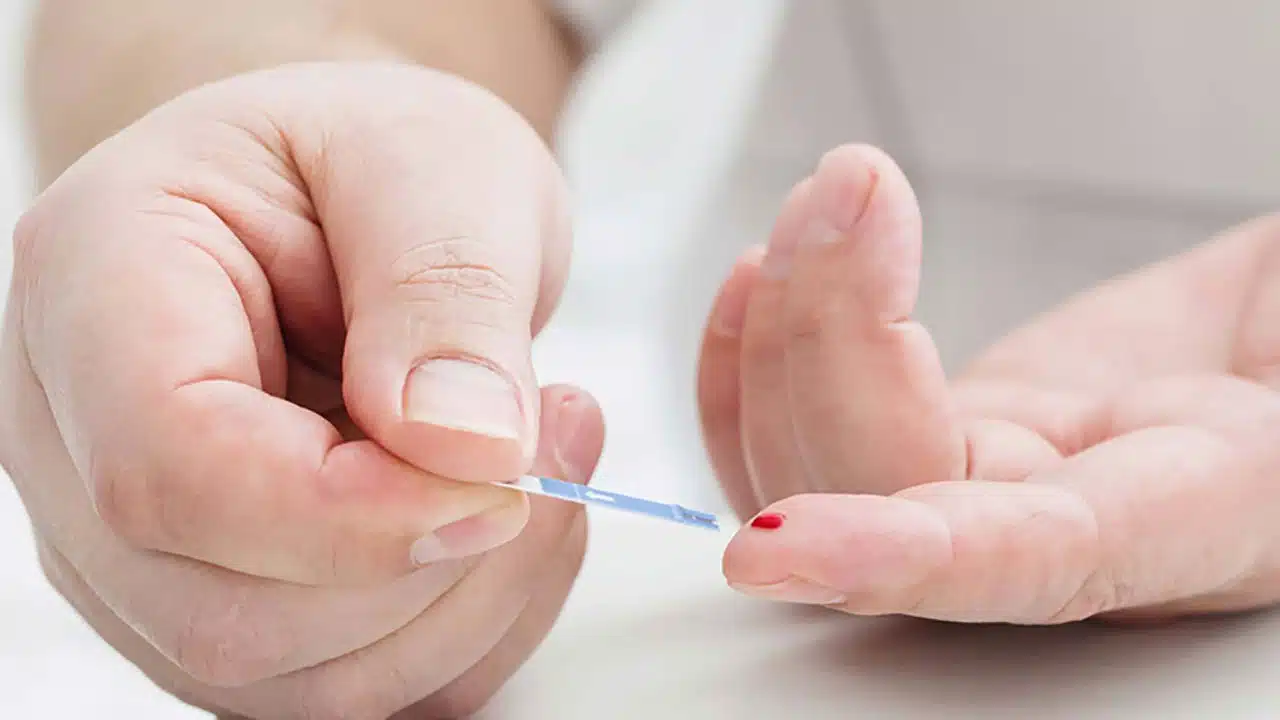 Diabetic Patient : డయాబెటిస్ ఉన్నవారు ఈ 4 తప్పులు అస్సలు చేయకండి.... తస్మాత్ జాగ్రత్త...!