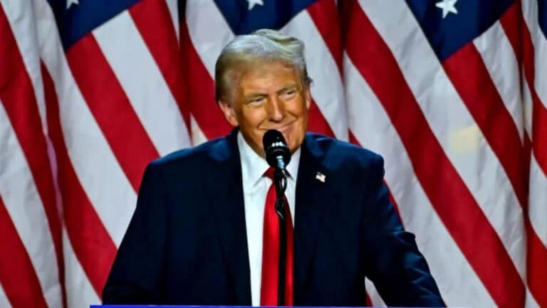 Trump : సరిహద్దు భద్రతతో స‌హా 200కి పైగా ఫైల్స్‌పై ట్రంప్ తొలిరోజు సంతకం !