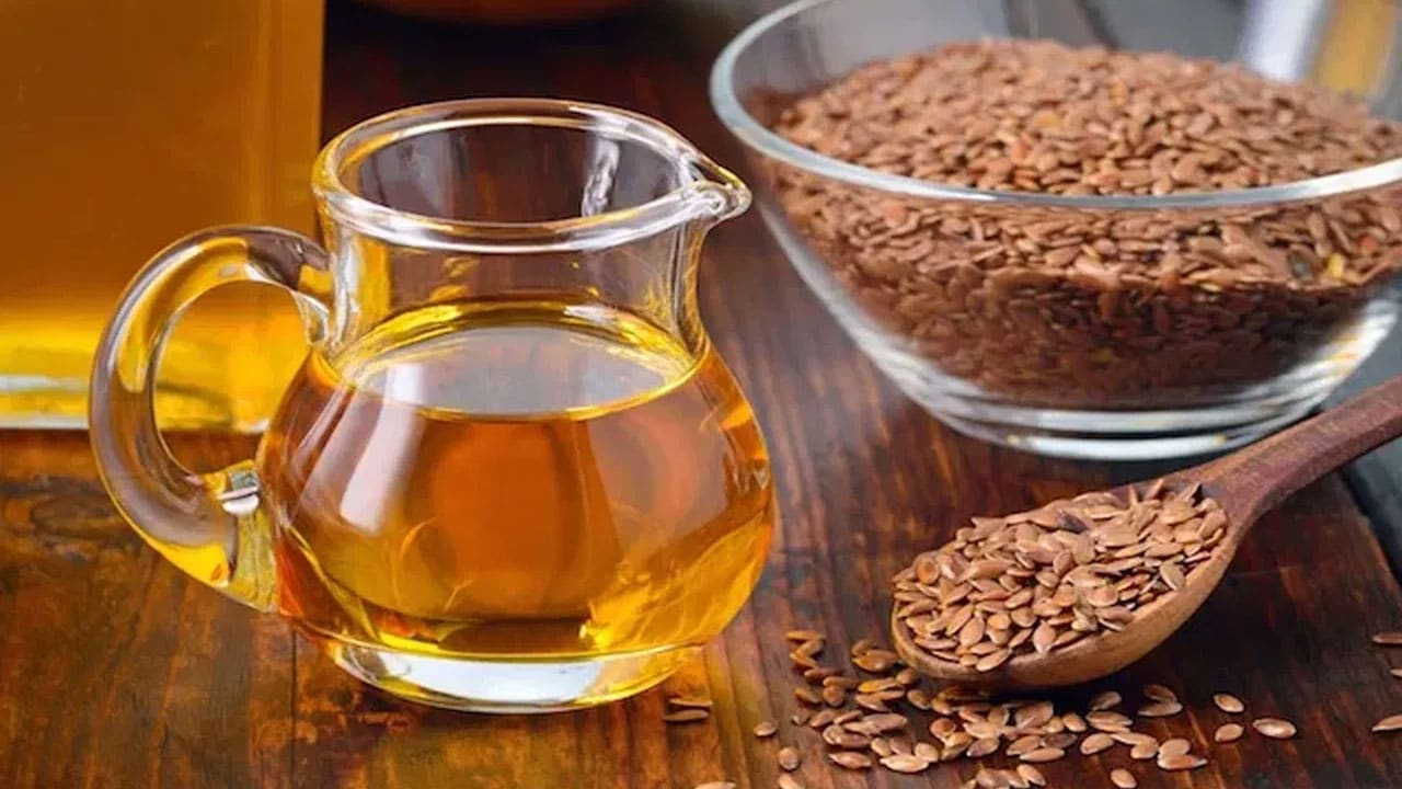 Flaxseed Oil : అవిసె నూనెతో ఎనలేని ప్రయోజనాలు… చర్మ – జుట్టు సంరక్షణకు దివ్య ఔషధం…!