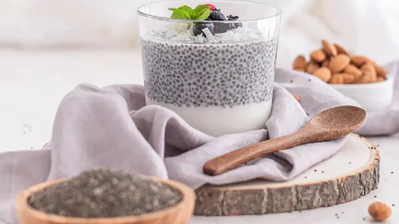Chia Seeds : చియా సీడ్స్ తీసుకుంటే... రెండే రెండు నెలల్లో... అది తగ్గించుకోవచ్చు...?