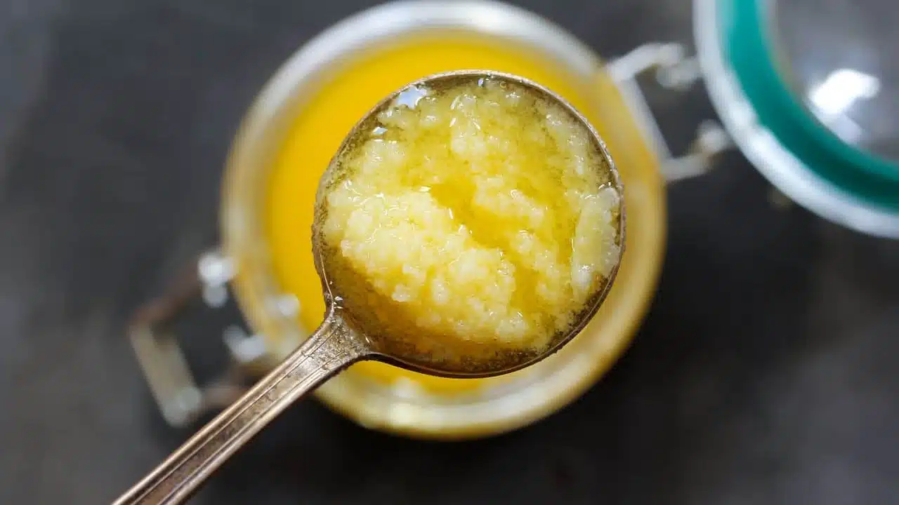 Ghee : నెయ్యిని ఈ పదార్థాలతో కలిపి అసలు తీసుకోకూడదు.. తప్పక తెలుసుకోండి...!!