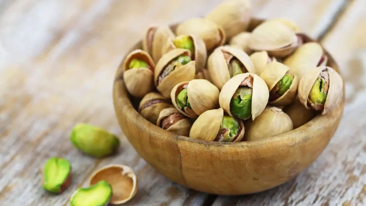 Pistachios పిస్తా పప్పు తింటున్నారా ఇది తెలిస్తే ఆశ్చర్యపోతారు