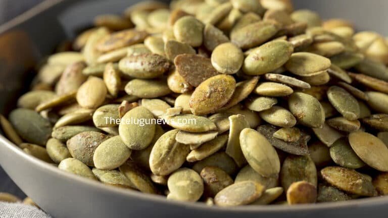 Pumpkin Seeds : మంచి నిద్ర కావాలా… అయితే నిద్రకు ముందు ఒక్క స్పూన్ ఈ గింజలు తిన్నారంటే… హాయిగా నిద్రిస్తారు…?