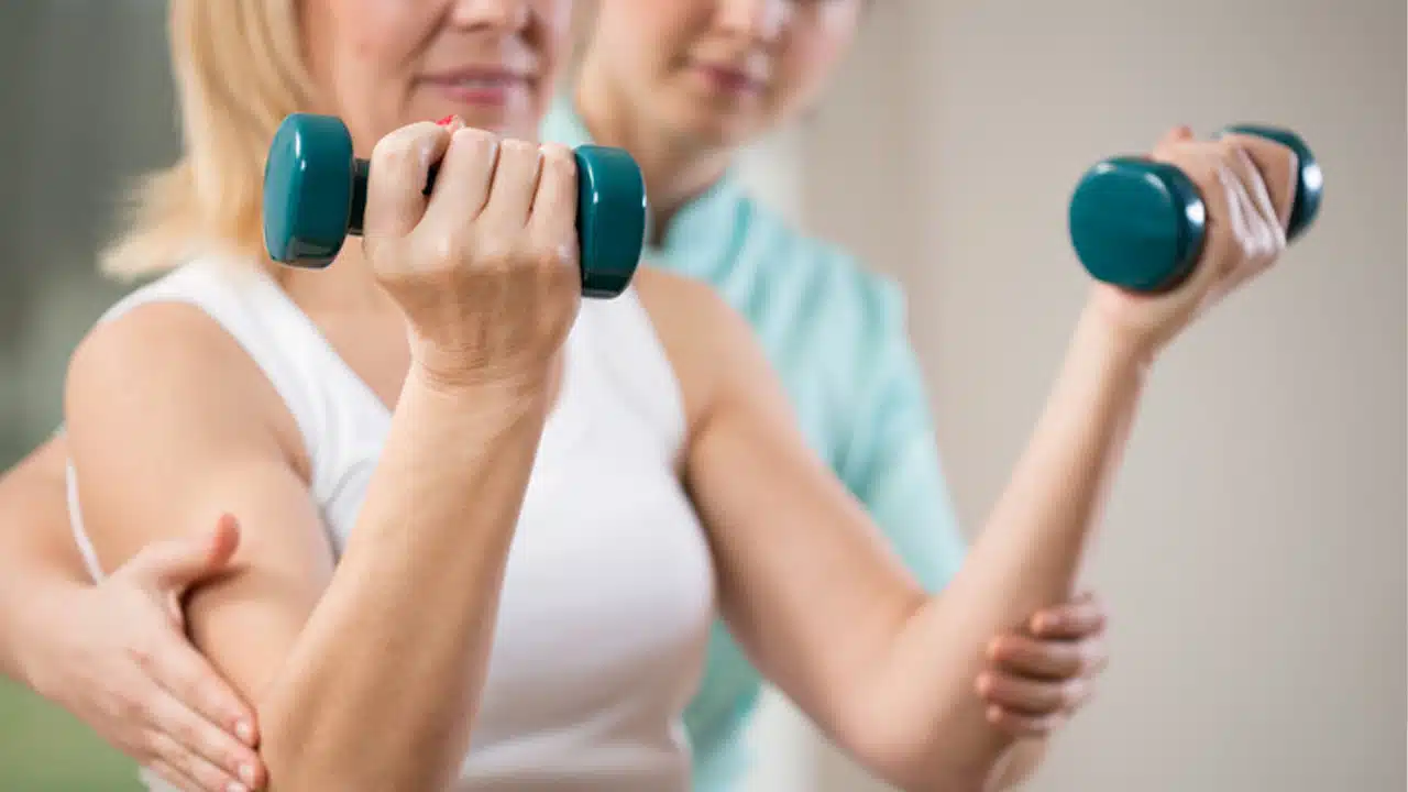 Health Tips : 20 సంవత్సరాలకే 60 సంవత్సరాల లాగా కనిపిస్తారు... ఈ వ్యాధి లక్షణాలు మీకు ఉన్నాయా...?