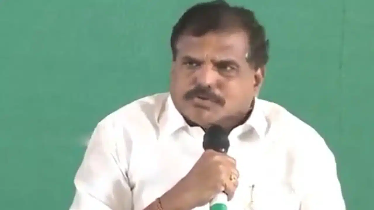 Botsa Satyanarayana : ప్రభుత్వ ఆస్తులను ప్రైవేట్ కంపెనీలకు అప్పగించడం సమంజసమా? : బొత్స