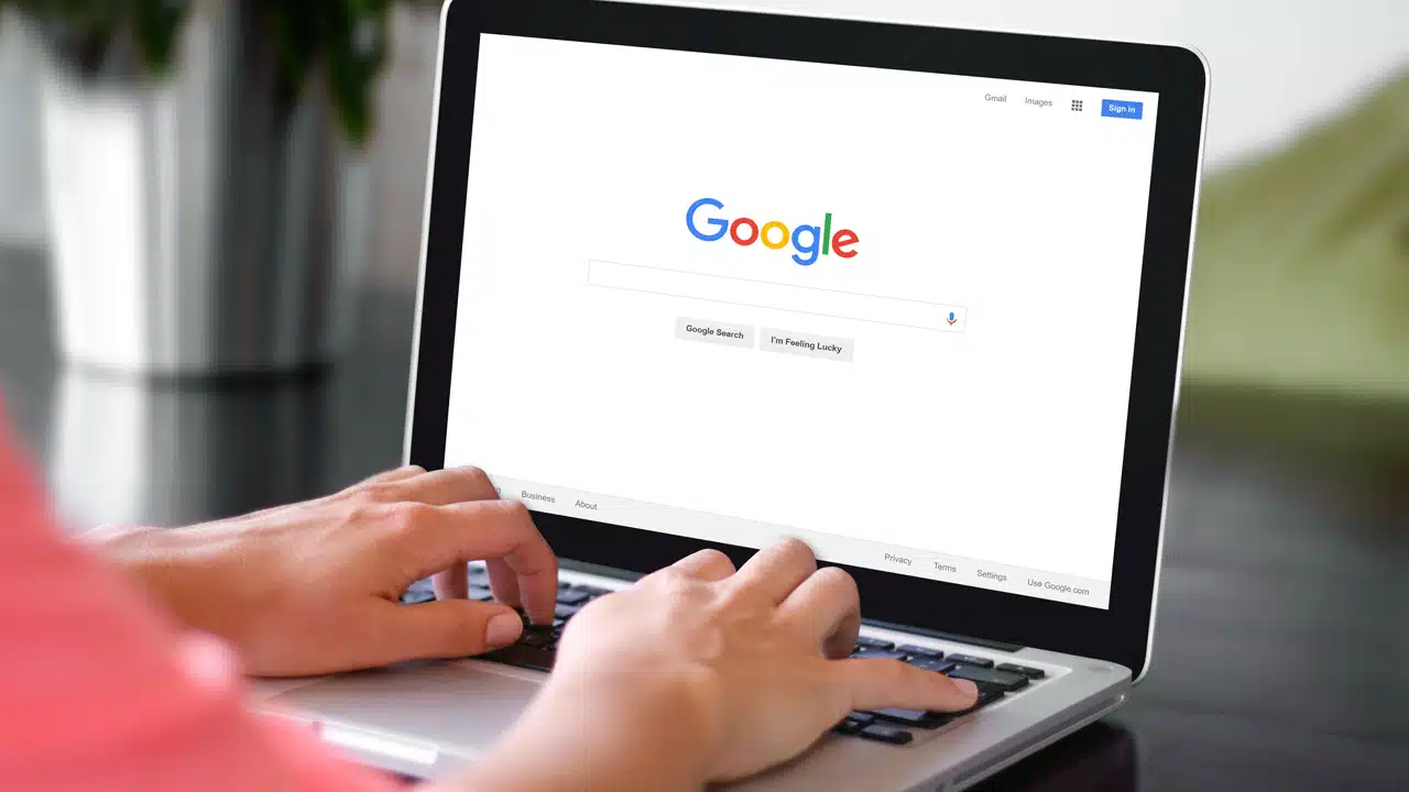 Google : గూగుల్ మీరు వీటిని శోధిస్తున్నారా? అయితే జైలుకే..!