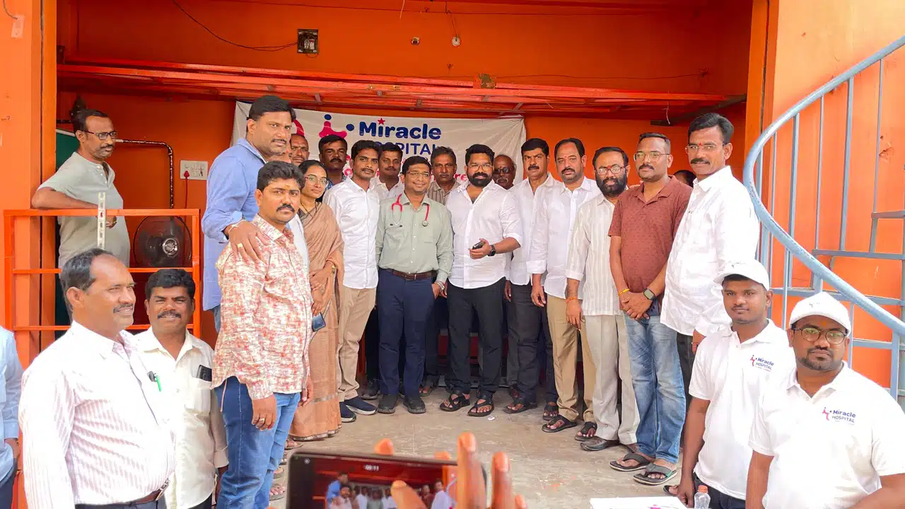 RV Foundation : RV ఫౌండేషన్ ఆధ్వర్యంలో Miracle హాస్పిటల్ వారి సహాకారంతో ఉచిత వైద్య శిబిరం..!