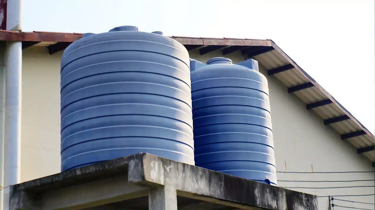Water Tank : సమ్మర్ లో మీ వాటర్ ట్యాంకు నీరు వేడిగా అవుతున్నాయా... అయితే 10 రూ. తో నీళ్లు కూల్ చేసుకోండి..!